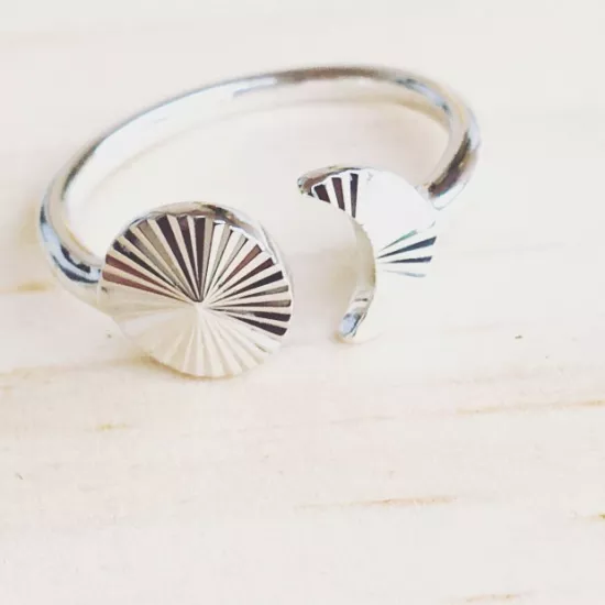 Bague Moon and Circle Striée