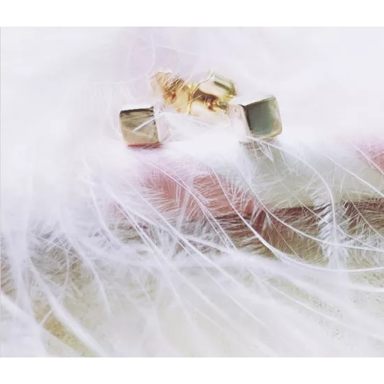 Boucles d'oreilles Cube Plaqué or