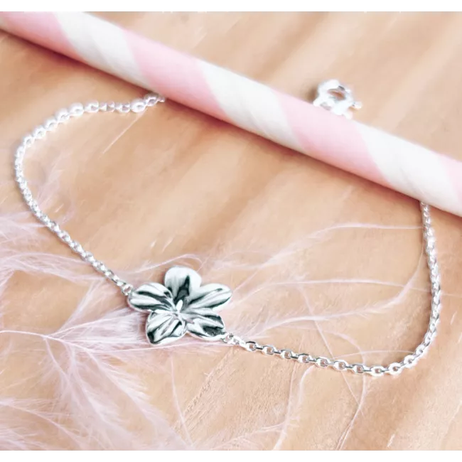 Bracelet fleur en argent 925.
