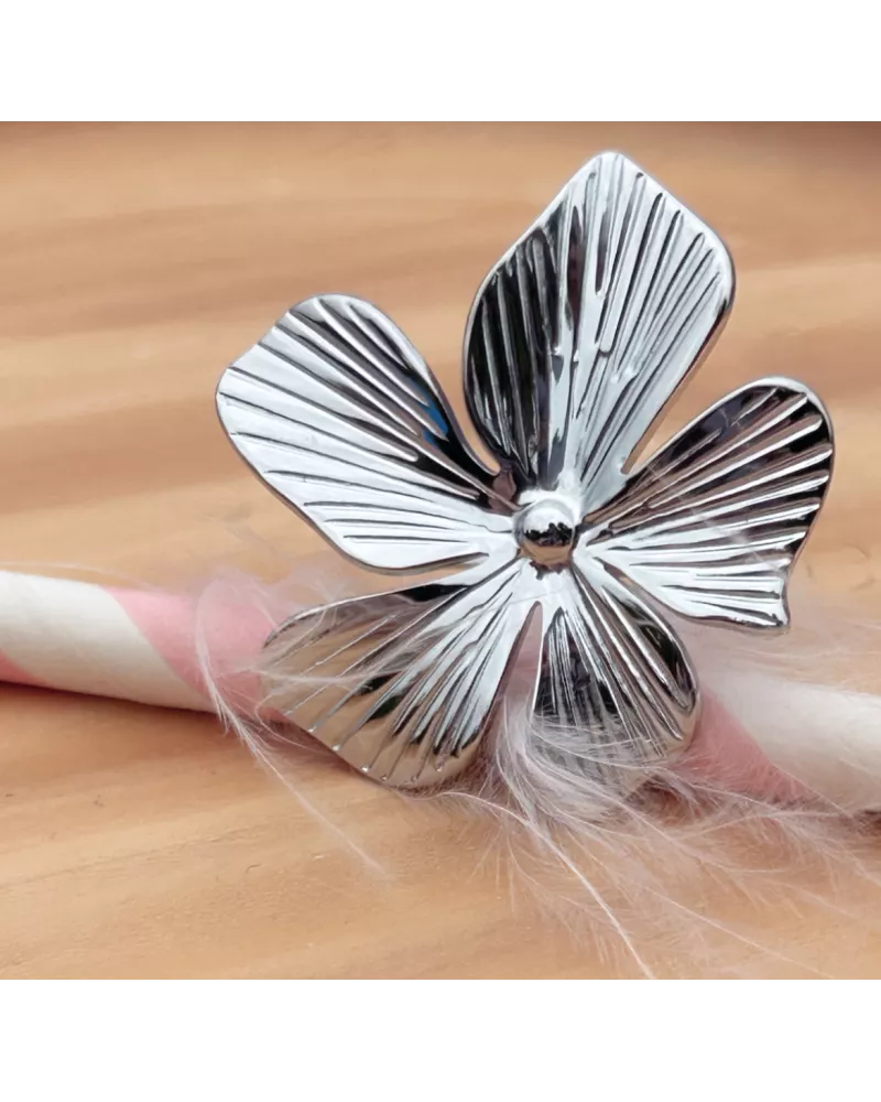 Bague fleur acier inoxydable