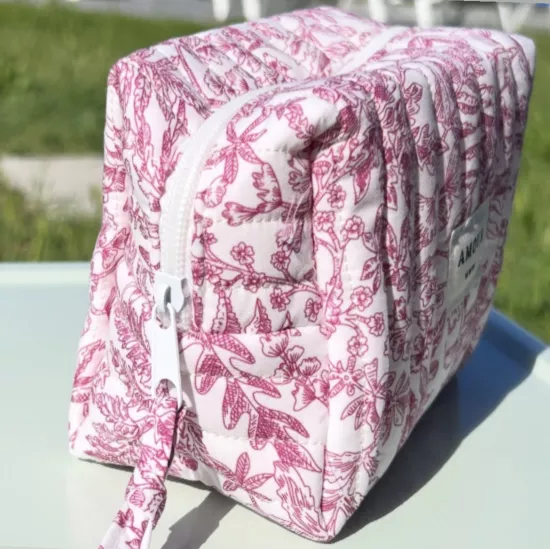 Mini trousse femme rose – Pochette maquillage élégante | My Poupi
