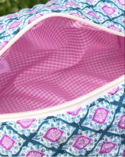 Mini trousse femme graphique bleu rose – Pochette maquillage moderne | My Poupi