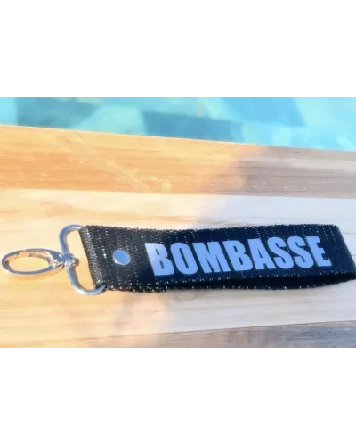 Porte-clés en sangle « Bombasse » noir pailleté argenté | My Poupi