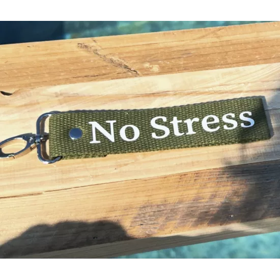 Porte-clés en sangle « No Stress » kaki | Création artisanale