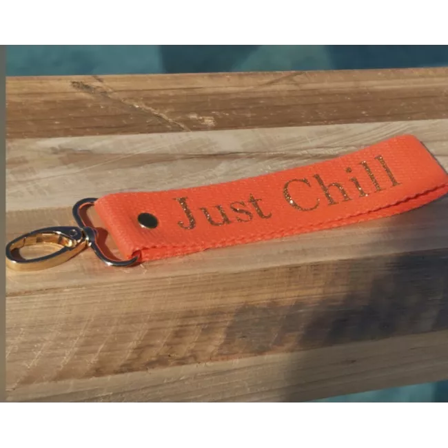 Porte-clés en sangle « Just Chill » orange fluo | Création artisanale