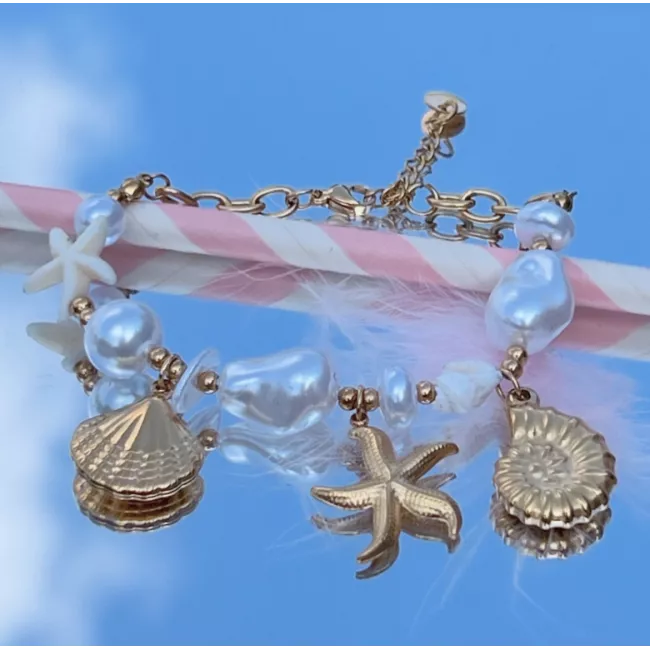 Bracelet Calie en acier inoxydable doré – Bracelet charms perles nacrées et étoile de mer | My Poupi